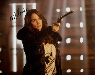 Melanie Scrofano autograph