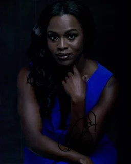 Yetide Badaki autograph