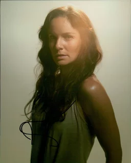 Sarah Wayne Callies autograph