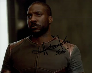 Eme Ikwuakor autograph