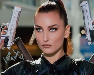 Tatiana DeKhtyar autograph