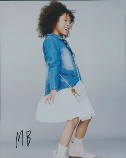 Mychal-Bella Bowman autograph