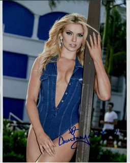 Courtney Newman autograph