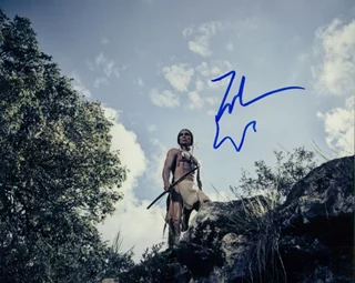 Zahn McClarnon autograph
