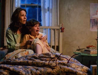 Lili Taylor autograph