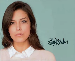 Iliana Carter autograph