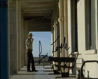 Lew Temple autograph