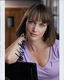Julie Ann Emery autograph