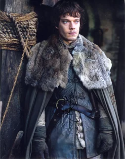 Alfie Allen autograph