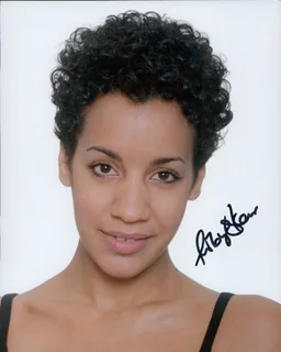 Robyn Kerr autograph