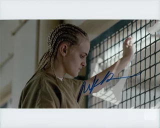 Madeline Brewer autograph