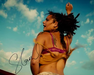 Sasha Lane autograph