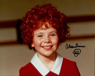 Aileen Quinn autograph
