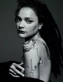 Sasha Lane autograph