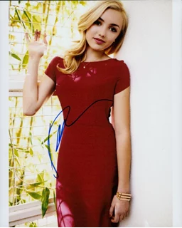 Peyton Roi List autograph