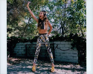 Lulu Lambros autograph