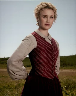 Dominique McElligott autograph