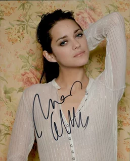 Marion Cotillard autograph