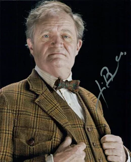 Jim Broadbent autograph