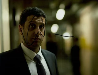 Adeel Akhtar autograph