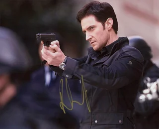Richard Armitage autograph