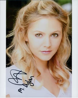 Madison Dylan autograph