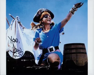 Tami Erin autograph