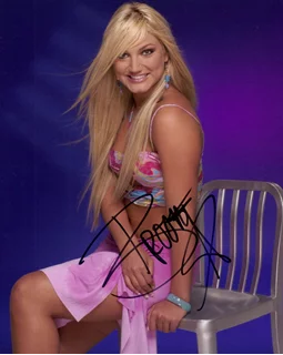 Brooke Hogan autograph