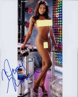 Nicole Narain autograph