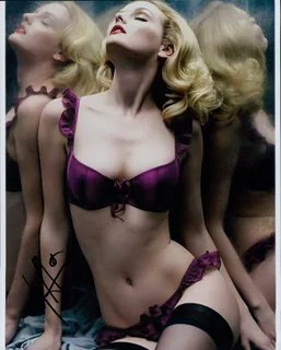 Lydia Hearst autograph