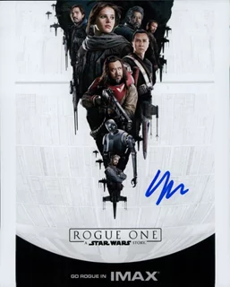 Gareth Edwards autograph