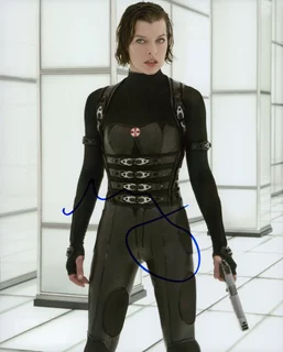 Milla Jovovich autograph