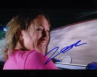 Zoe Bell autograph
