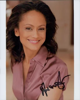Anne-Marie Johnson autograph