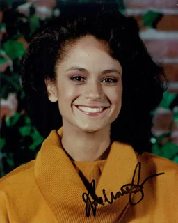 Anne-Marie Johnson autograph