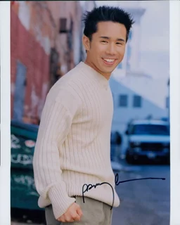 Parry Shen autograph