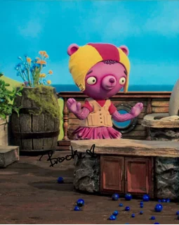 Brooke Wolloff autograph