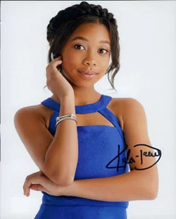 Kyla-Drew autograph