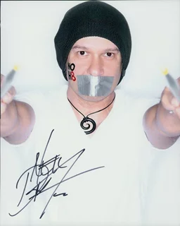 Neil D'Monte autograph