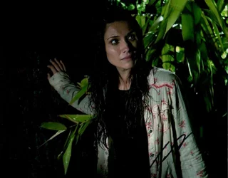 Tamara Feldman autograph