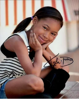 Kyla-Drew autograph