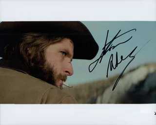 Steven Molony autograph