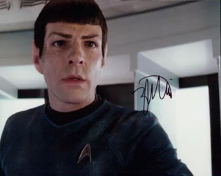 Zachary Quinto autograph