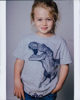 Eden Grace Redfield autograph