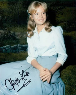 Hayley Mills autograph