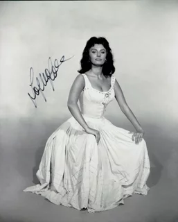 Sophia Loren autograph