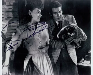 Ann Robinson autograph