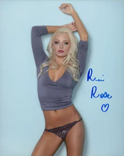 Ria Rose autograph
