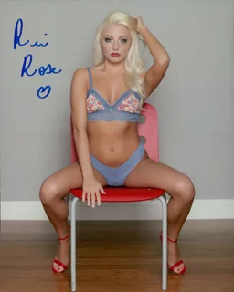 Ria Rose autograph