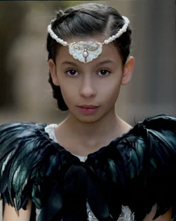 Izabella Alvarez autograph